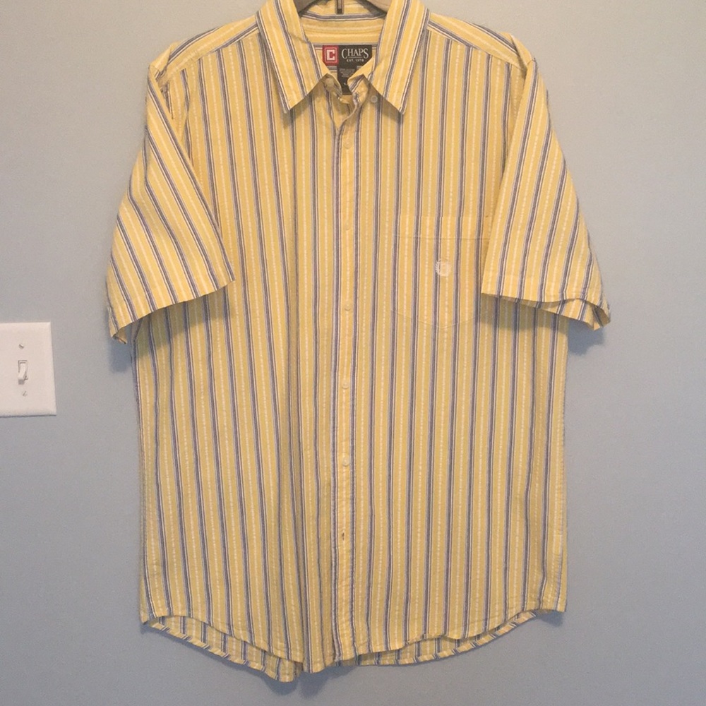 Chaps men’s button down short sleeve shirt